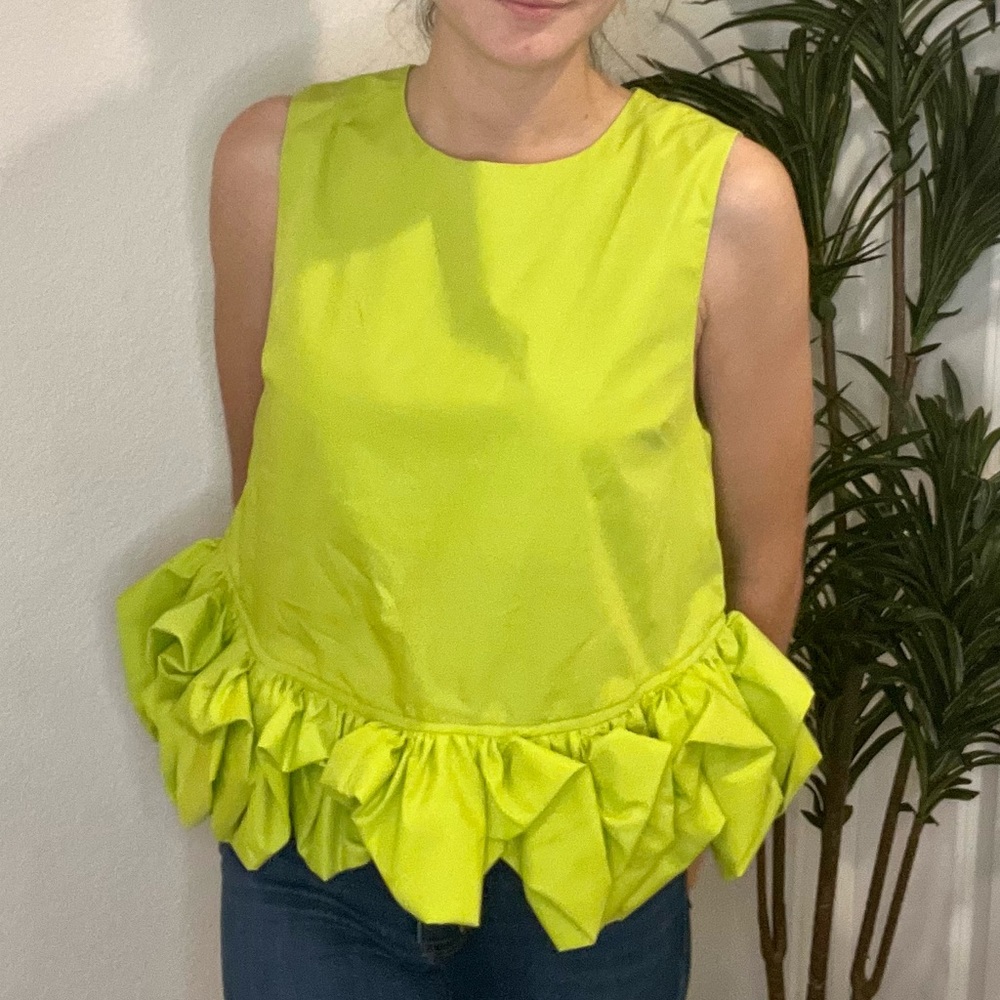 NWT ENTRO | Lime Green Cropped Blouse with Ruffle Detail - Picture 3 of 11